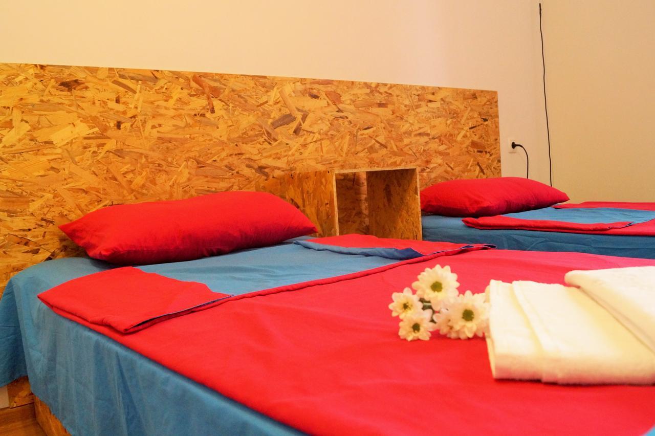 Shat Lav Hostel Erivan Exterior foto